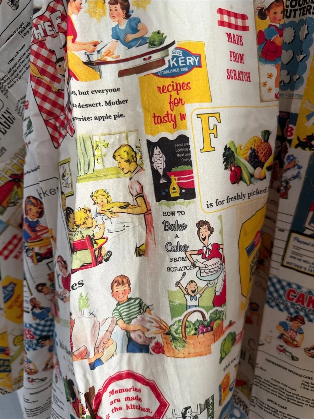 Retro Print A-Line Skirt in Cream with Multi-Color Vintage Ads size small - Picture 2 of 9